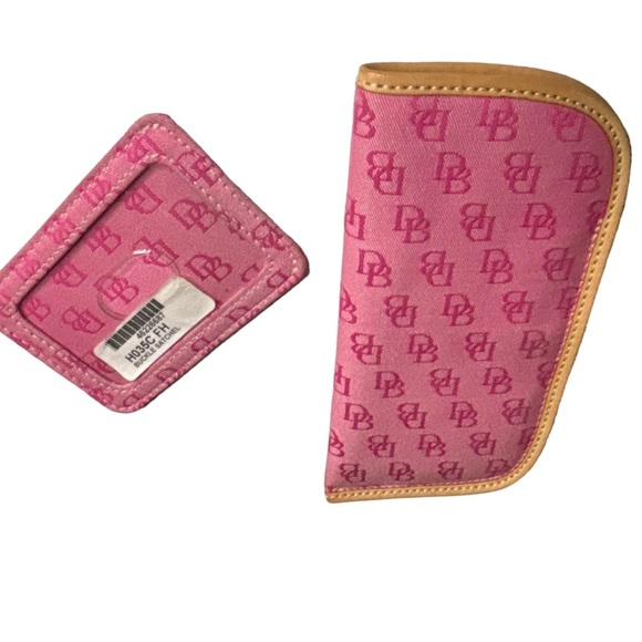 Dooney & Bourke Set DB Logo Canvas Leather w/Pouche and Card Holder Pink (3) - Picture 7 of 16